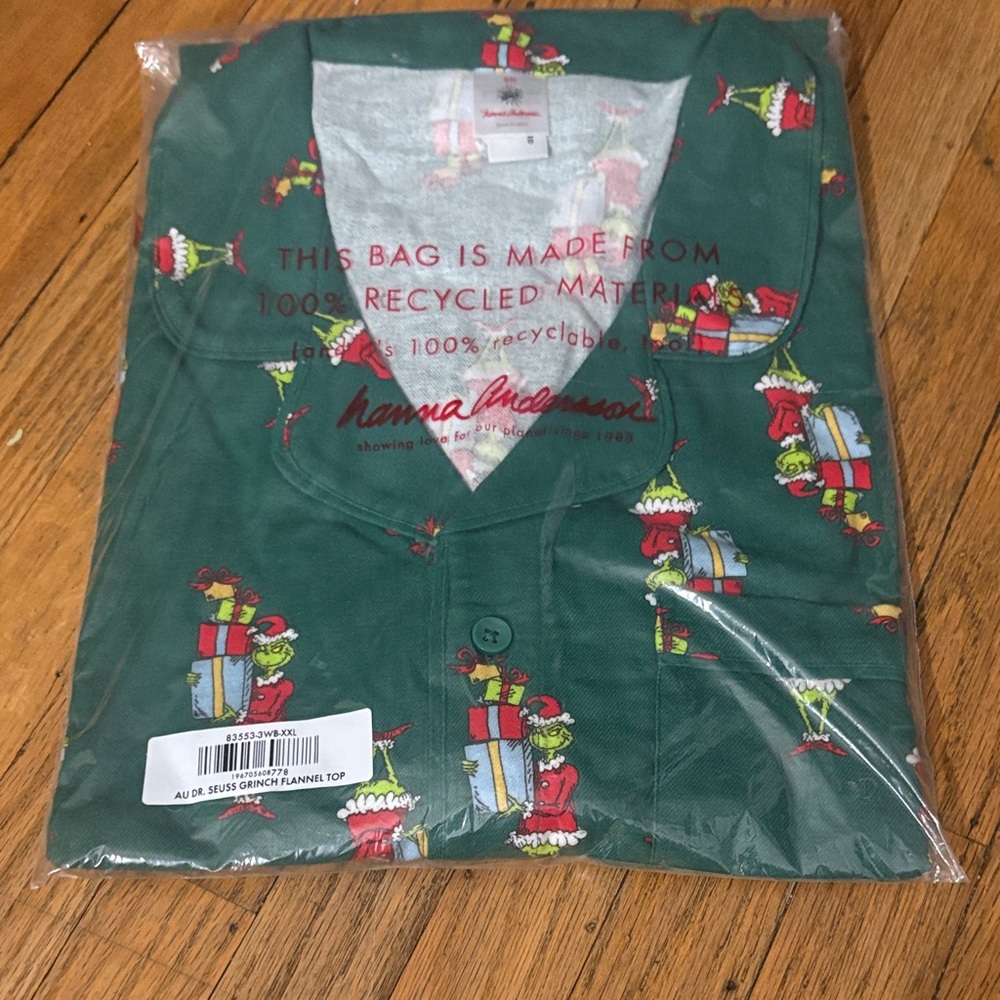*Hanna Andersson Festive Green Flannel Pajama Shirt* UNISEX